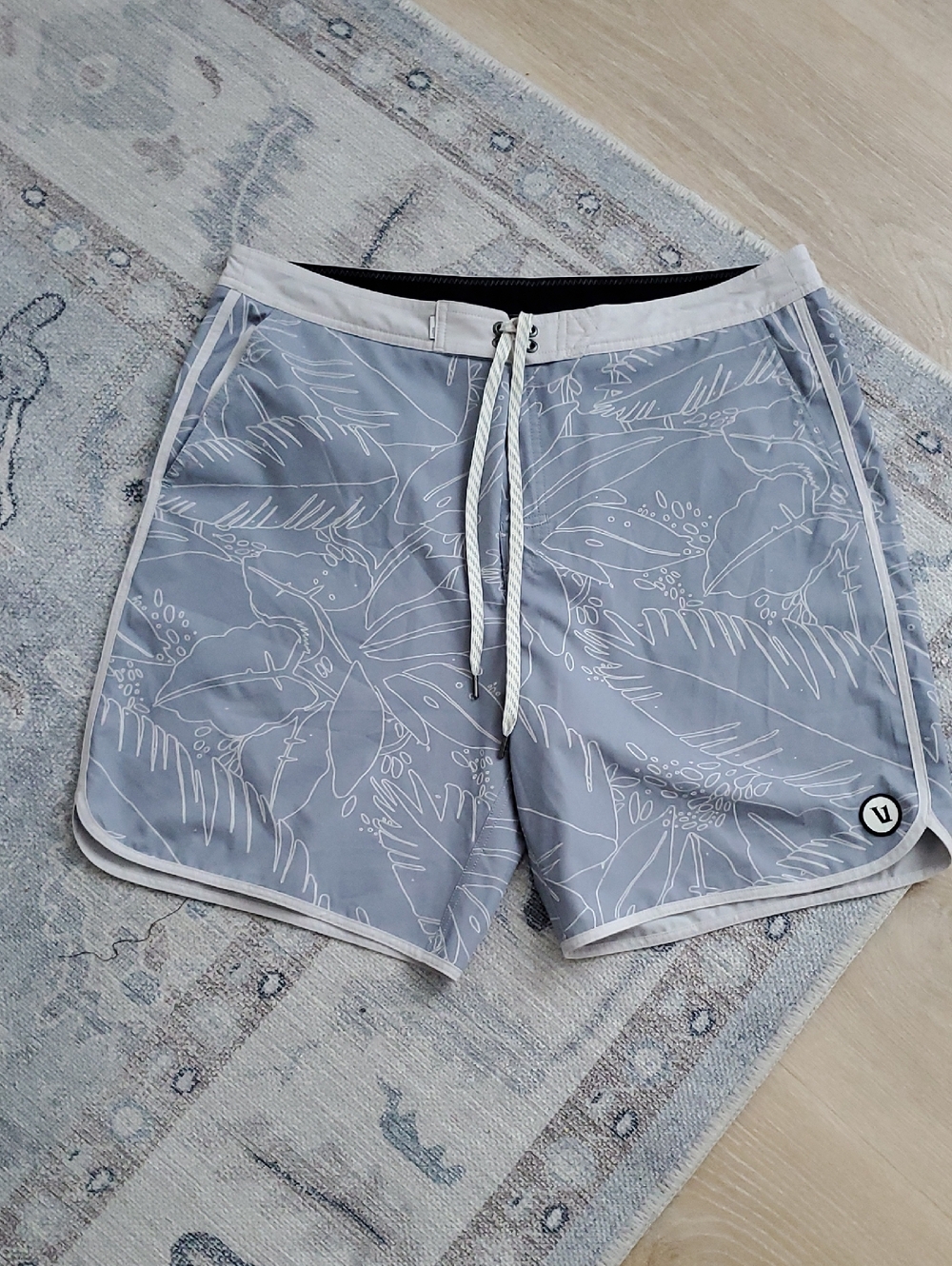 Vuori Men's Cruise Boardshorts 7" Swim Trunks Sz36